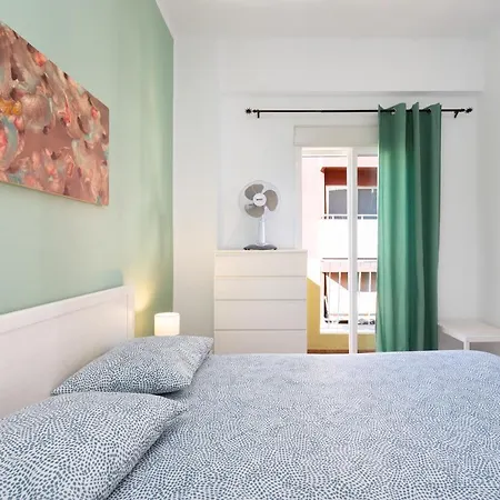 Apartment Home2book Centric & Cozy Flat Rambla Cruz